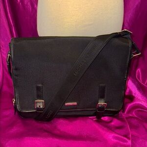 Michael Kors Large Black Messenger Bag like new